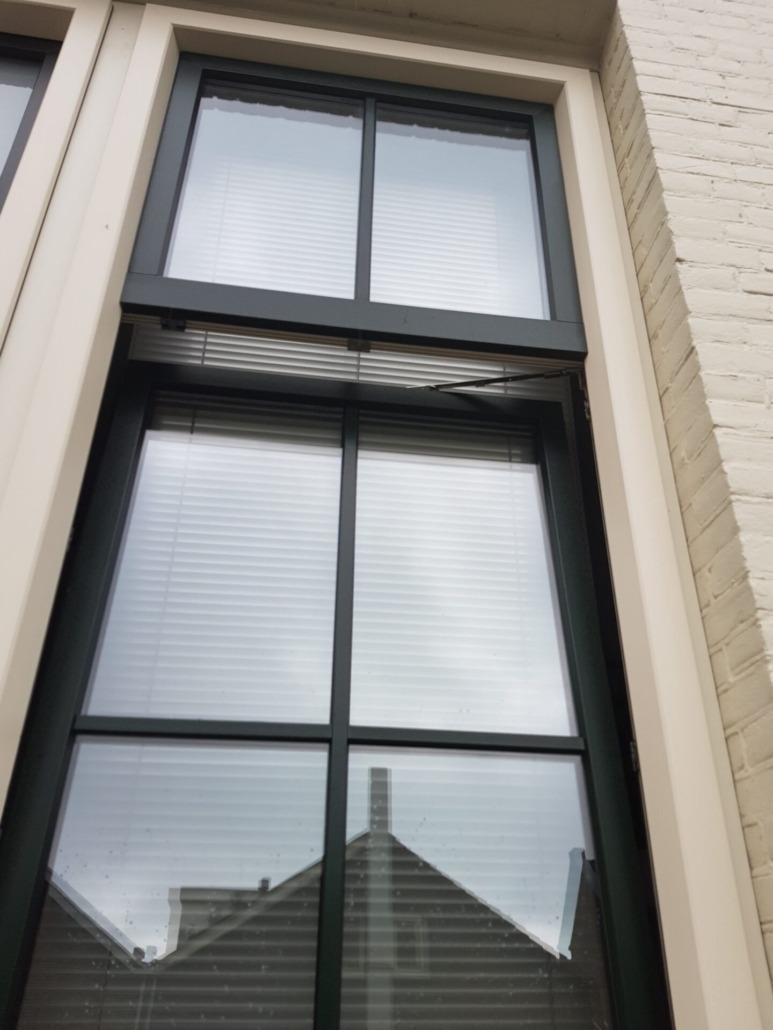kunststof-konijnen-Rotterdam-Mauritsstraat01-scaled-773x1030